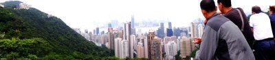 Panoramic of Onlookers and Hong Kong Skyline.jpg