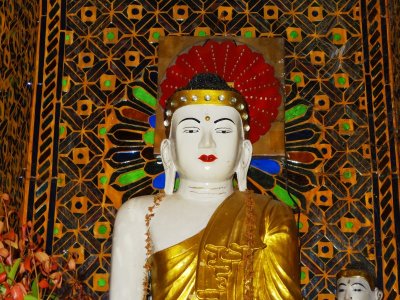 Buddha - Mandalay Hill (2).jpg