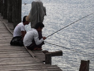 Fishermen - U Bein Bridge (2).jpg
