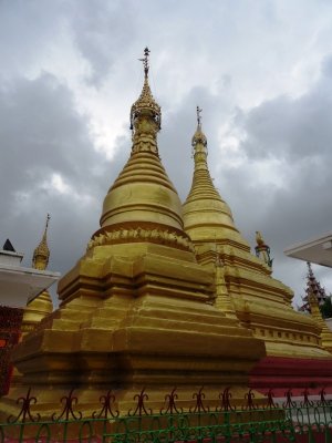 Pagoda - Mandalay Hill.jpg