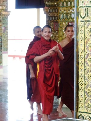 Sutaung Pagoda - Mandalay Hill (2).jpg