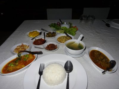 Fish and Stewed Beef - La Min Thit - New Bagan (1).jpg