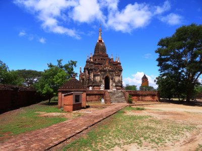 Temple 659 near Bagan Viewing Tower (3).jpg