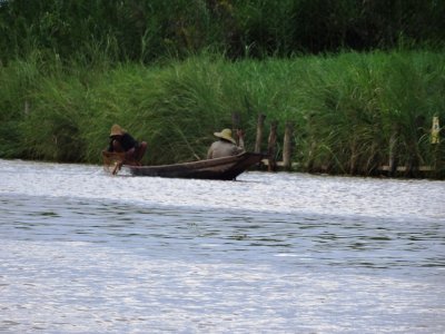 Fishermen - Nyaungshwe to Inle Lake.jpg