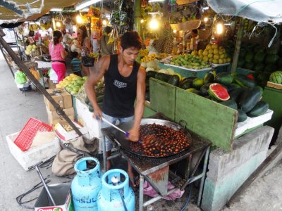 Roasting Castaas (Chestnuts) - Macapagal Market.jpg