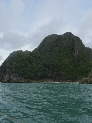 Caramoan National Park - Hunongan Cove (2).jpg