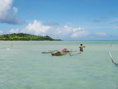 Coconut Vendor - Manlawi Sandbar.jpg