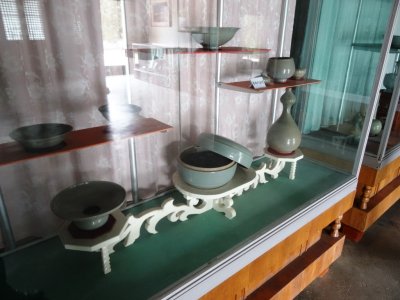 Celadon Glazed Ceramics - Koryo Museum 고려박물관 (2)
