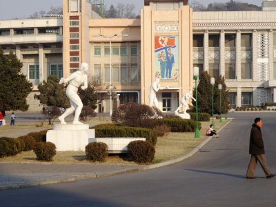 Kim Il-Sung Stadium (1).jpg