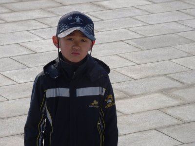 Patriotic Youth Sweeping Mansu Hill.jpg