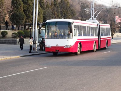 Pyongyang Trams (1).jpg