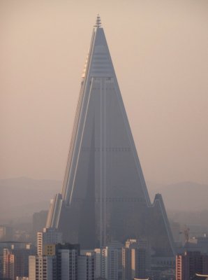 Ryugyong Hotel at Dusk.jpg