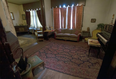 Madame Stellas Cozy Room waiting room.jpg