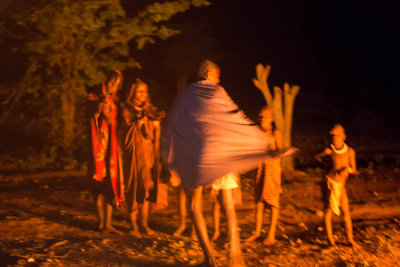 Dansend Himbameisje
