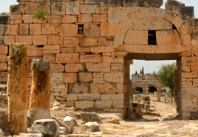 Looking at the Dalmatian Gate through the North Gate 