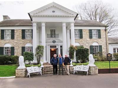 Ken, Elliott and Richard in front of Graceland -  Elvis Presley's home in Memphis, Tennessee