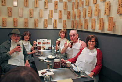  Lunch consisting of a Modanyaki pancake with noodles - Tokyo