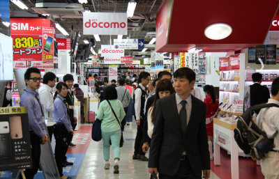 Judy & Sharon were looking elsewhere in Ginza so John, Logan & Richard hit this crowded, multiple floor gadget store, Big Camera