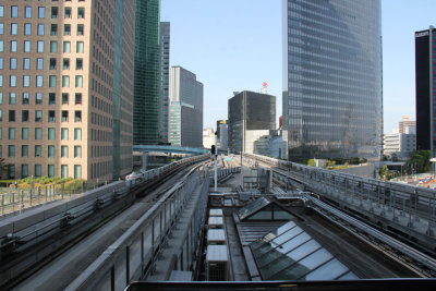 The tracks of the Yurikamome Line train as seen from the Shiodome Station 