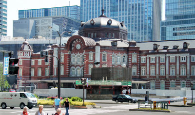 Tokyo Station - facade on the Marunouchi side 