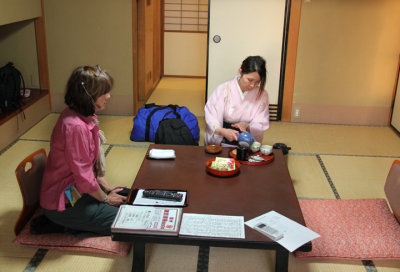 Soon after we arrived in our room at the Nunohan Hotel in Suwa-shi this woman in a kimono came in and served us tea 