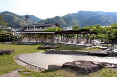 Public hot springs for the feet - near Lake Suwa in Suwa-shi