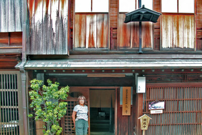 Judy in front of the Shima Chaya (Geisha) House in the Higashi Chaya (Geisha) District of Kanazawa