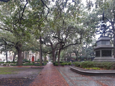 Madison Square and William Jasper's statue - Savannah. St. Johns Episcopal Church (built in the 1850's) is in the background.