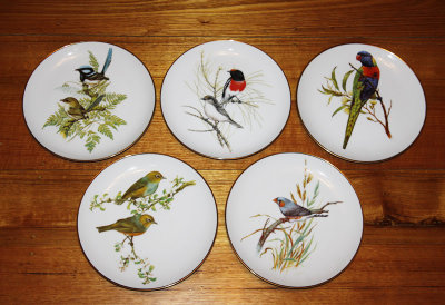 7757-garden-birds-plates.jpg