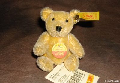 Steiff mini teddy bear 1990s gold 030574