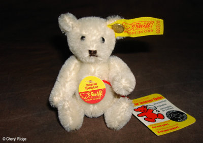 Steiff mini teddy bear 1980s white 0203/10