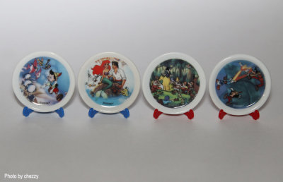 Yujin Disney Characters mini ceramic plates