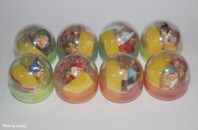 Yujin Disney Characters Snow White and the Seven Dwarfs figurines