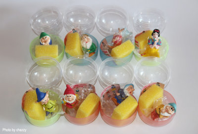 Yujin Disney Characters Snow White and the Seven Dwarfs figurines