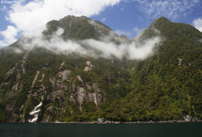 2961b-milford-sound.jpg