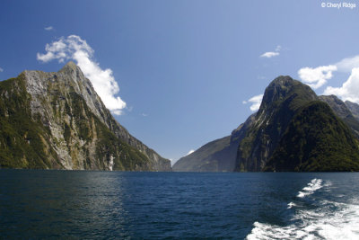 3000-milford-sound.jpg