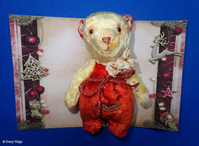 Artist bear from Ukraine