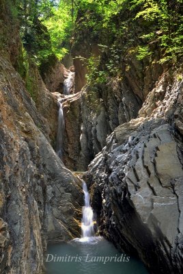 Waterfalls  of  Chalikorema  ...