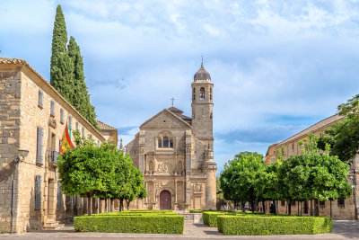 Plaza de Vzquez de Molina Square