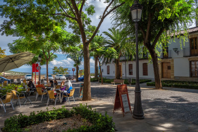 Calle Baja Del Salvador