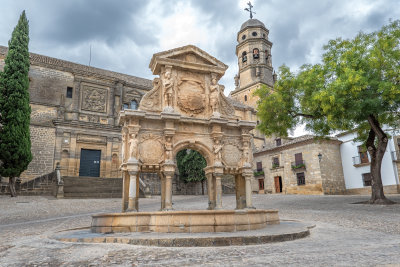 Fountain of Santa Maria