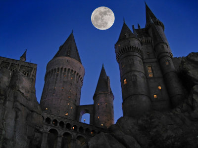 Hogwarts wallpaper.jpg