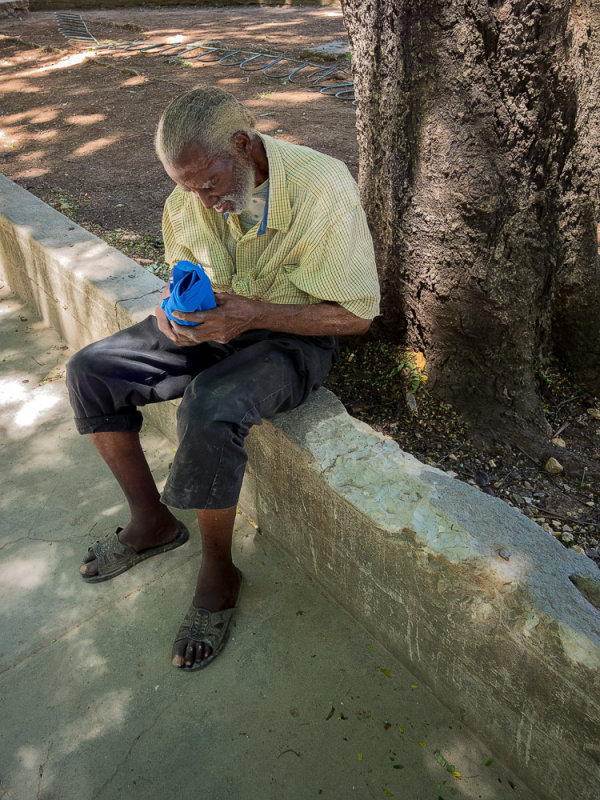 P4010141-Blind-man.jpg
