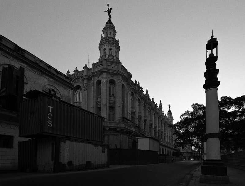 P3221016-Dawing-light.jpg
