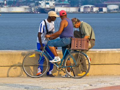 P3210889-fishing.jpg