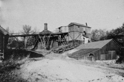 Engelsbergs mill around 1900.