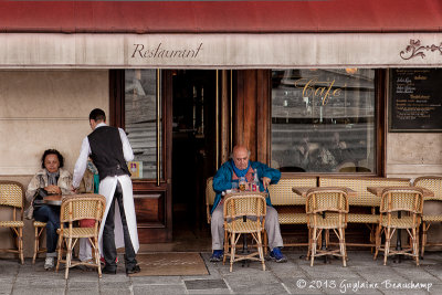 Petit caf parisien...