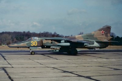 MiG-27D 6191258160