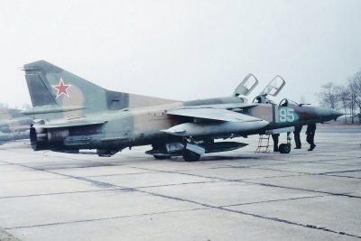 MiG-23UB 03317 