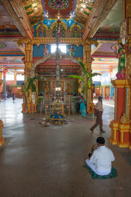 Sri muthumariamman thevasthanam-6932.jpg